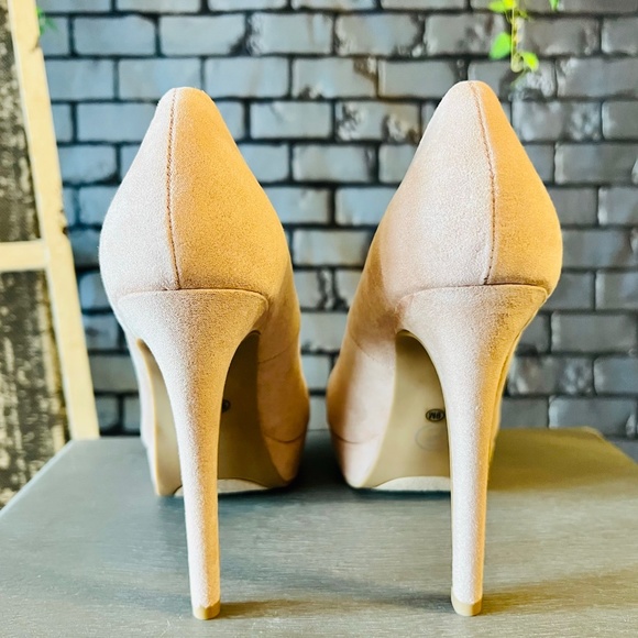 *SOLD* NIB Chinese Laundry Wow Platform Stiletto Pump - Picture 4 of 6